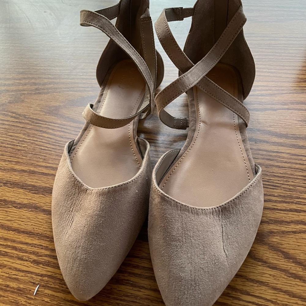 Charlotte Russe Crisscross pointed toe flats NWOT
